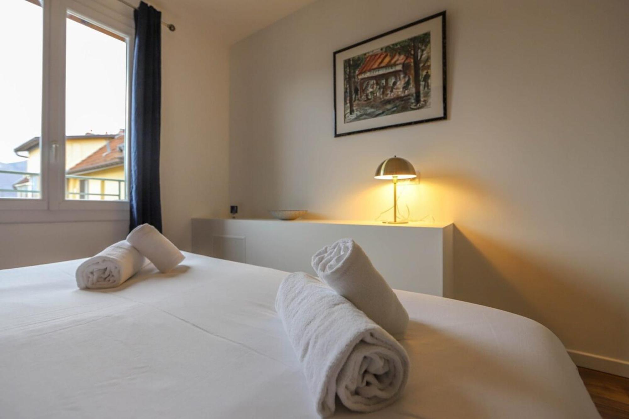 Le Boudoir Bleu - 2 Chambres Annecy Exterior photo